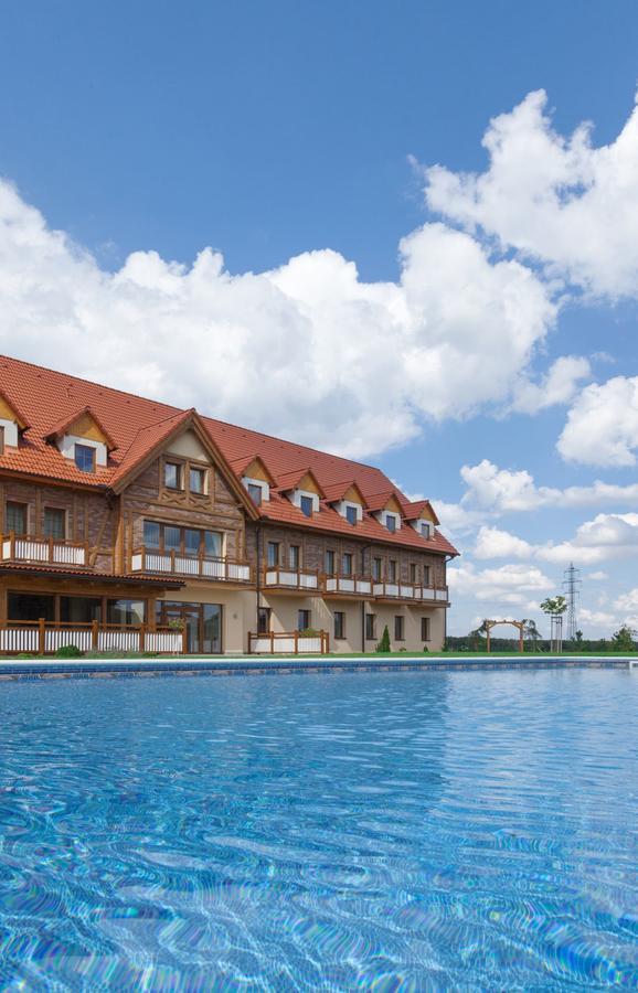 Malvazia Hotel Prievaly Exterior foto